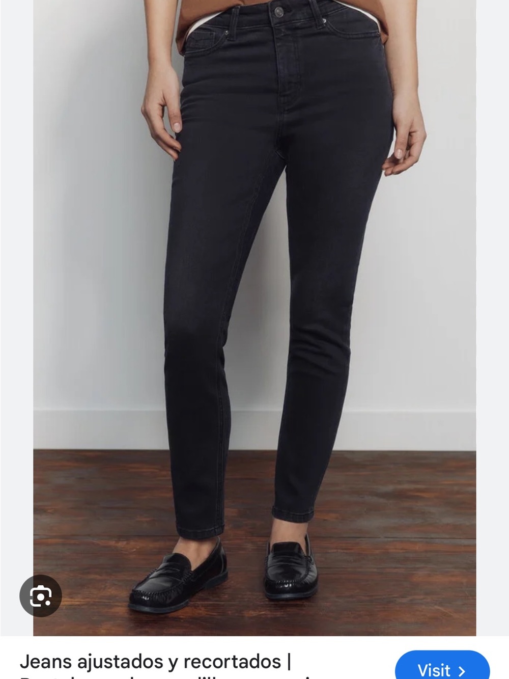 High-Rise Ankle Skinny Jeans in Black